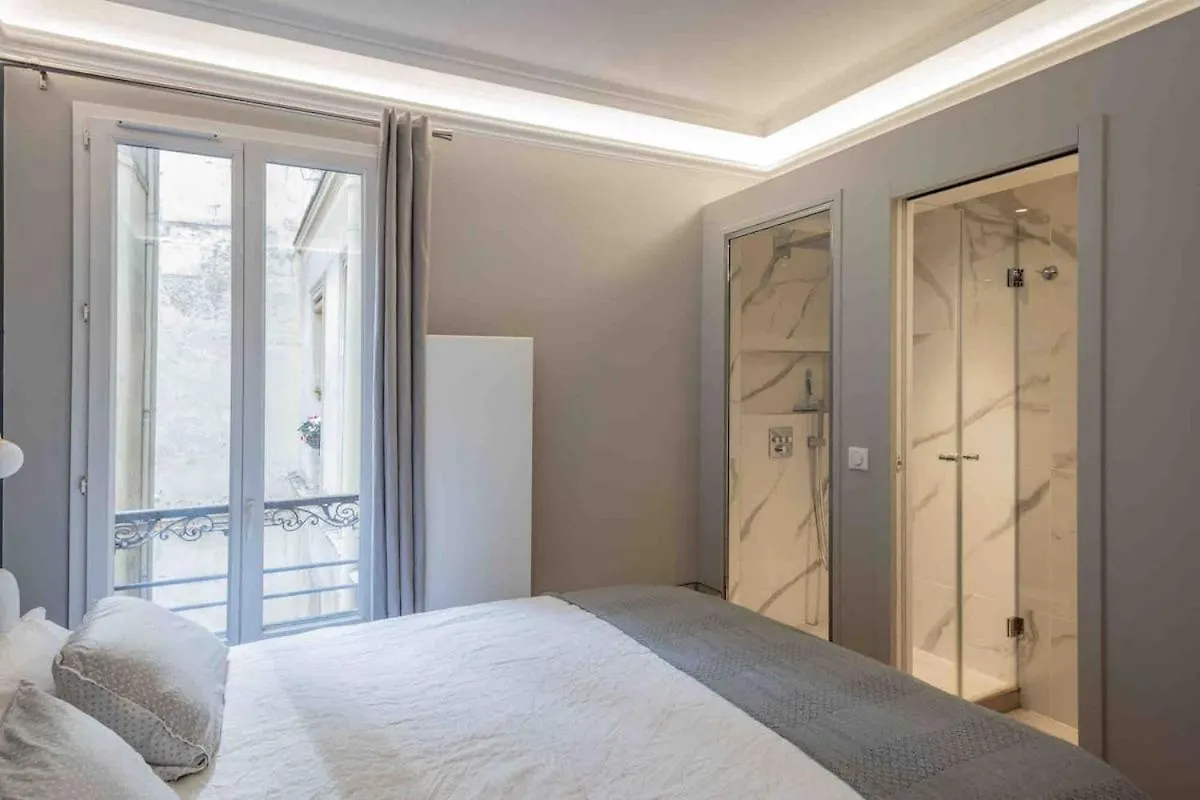 Cozy Paris Apartment