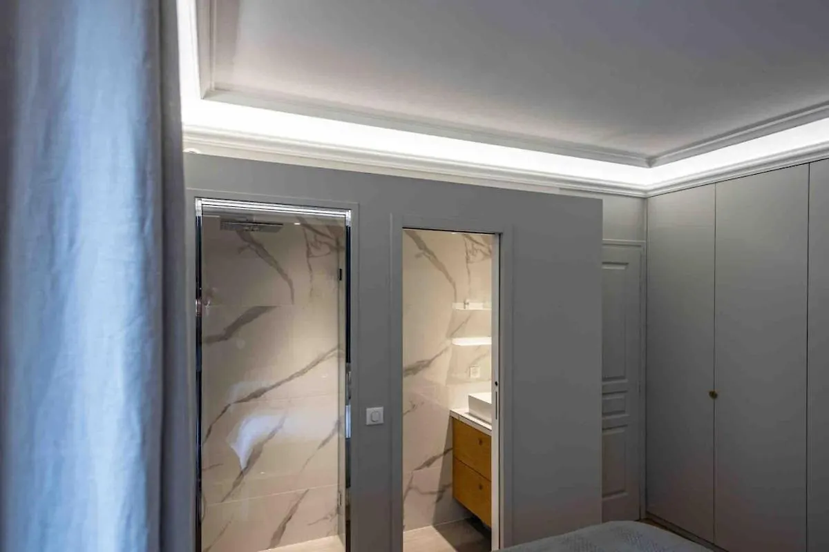 Cozy Paris Apartment France